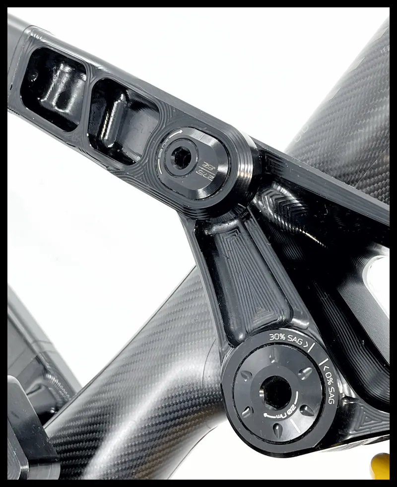 Hope 916 Enduro MTB Carbon frame and shock Size H4 Approved Used-11